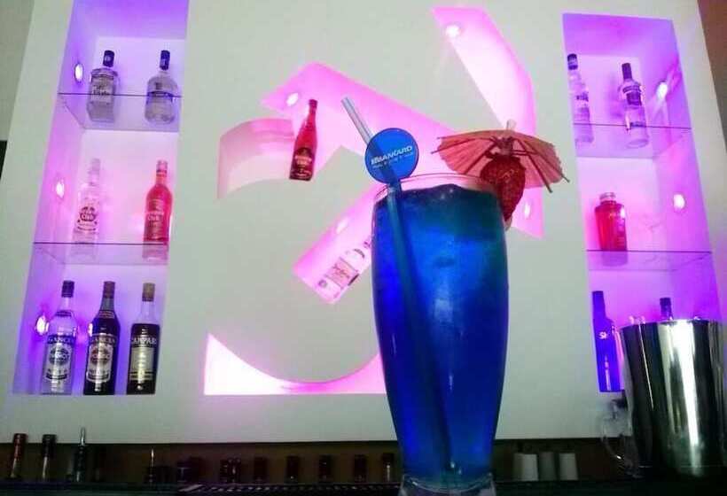 Отель Golden Vista