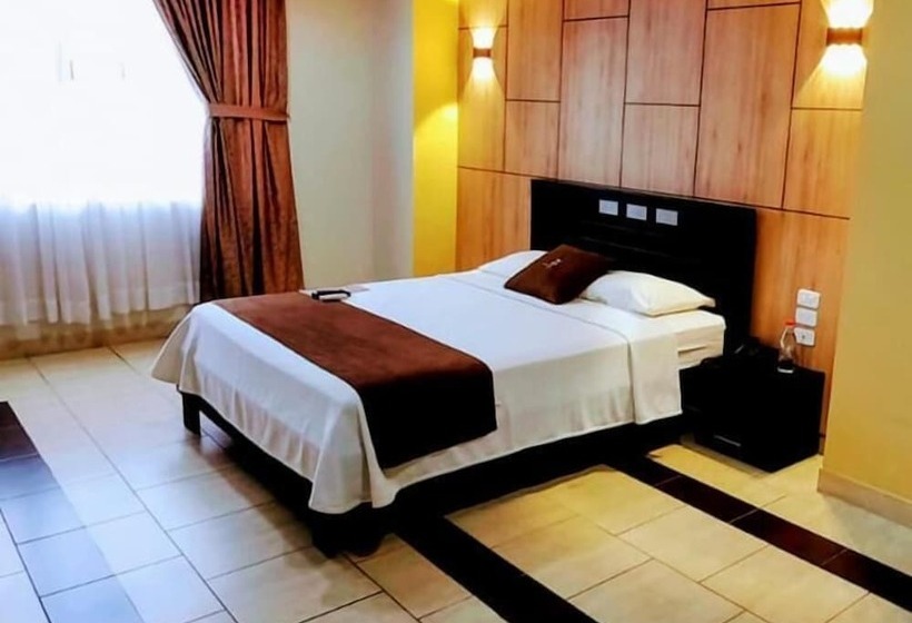 Отель Golden Vista