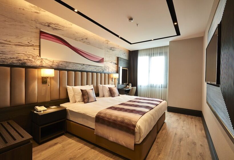 호텔 Ramada By Wyndham Istanbul Umraniye