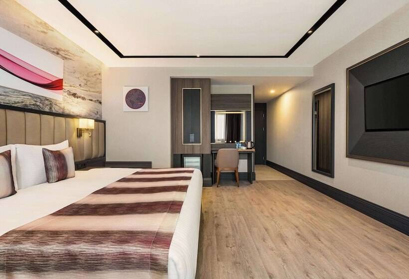 호텔 Ramada By Wyndham Istanbul Umraniye