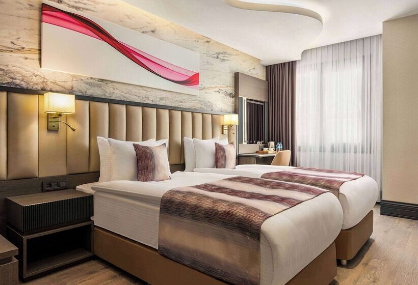 호텔 Ramada By Wyndham Istanbul Umraniye