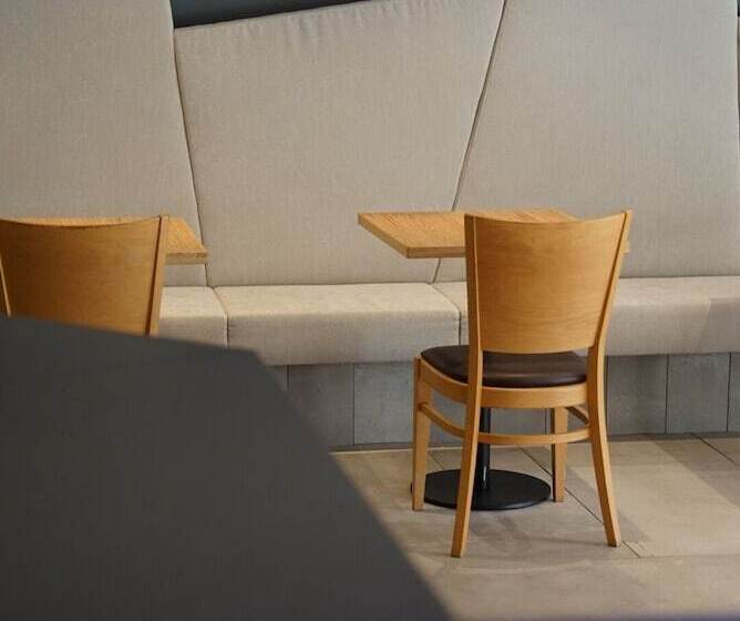 Отель Saint Roch