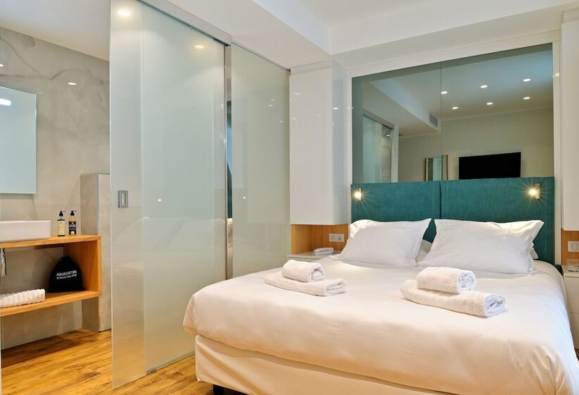 Отель Saint Roch