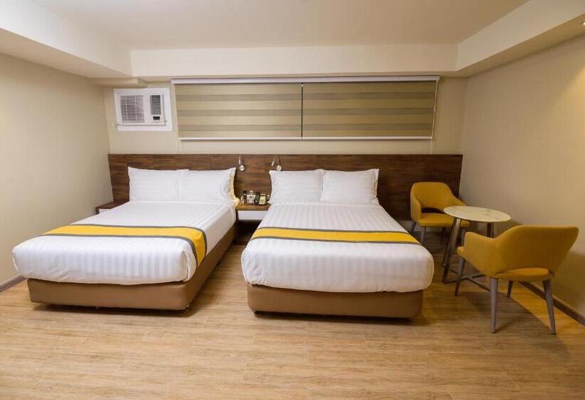 בית מלון כפרי Surestay Plus By Best Western Cebu City