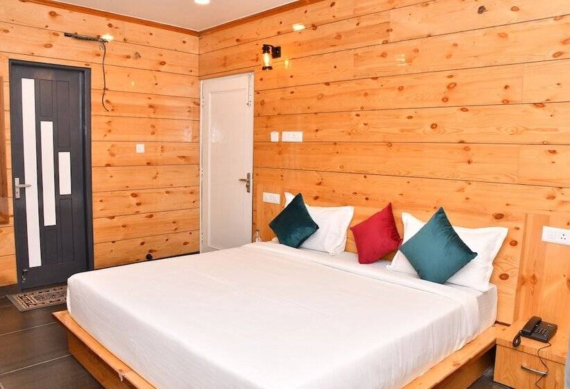 Отель The Crown