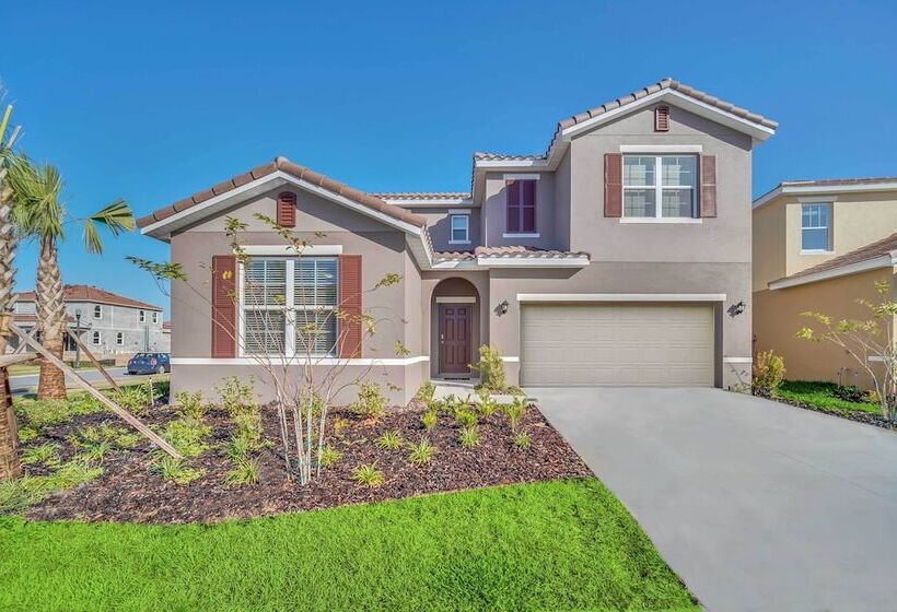 Resort Oasis W/ Game Room: 11 Mi To Disney!