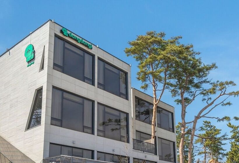 Gangneung Dangdangi Dog Pension Blue