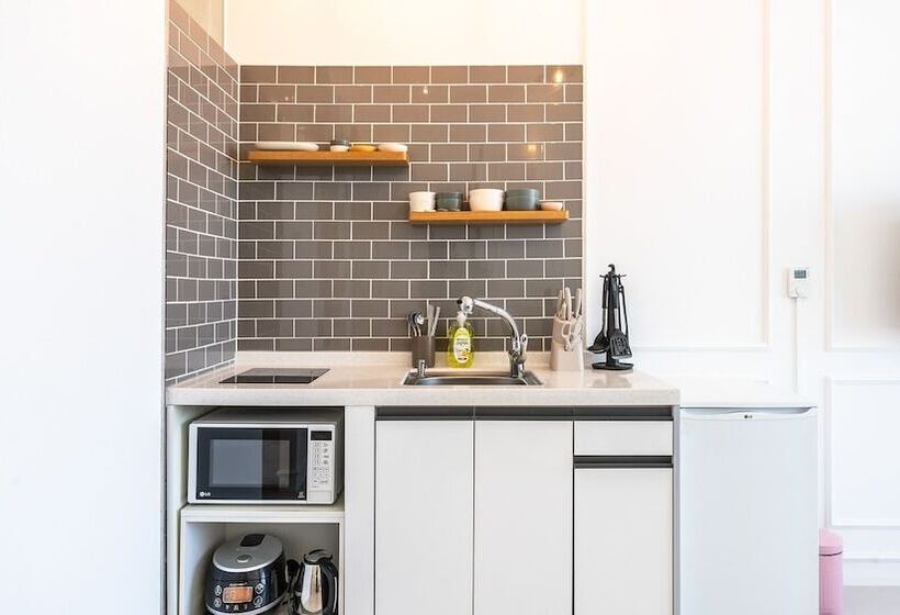 Gangneung Dangdangi Dog Pension Blue