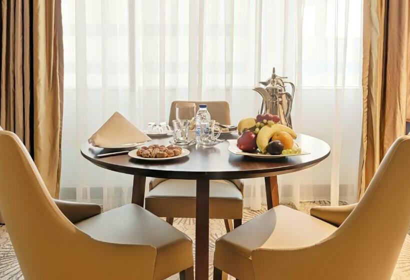 ホテル Holiday Suites Al Azizia