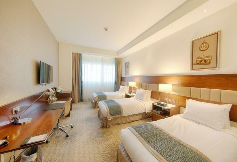 ホテル Holiday Suites Al Azizia
