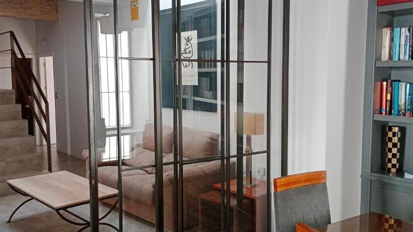 ユースホステル Arena House Conil