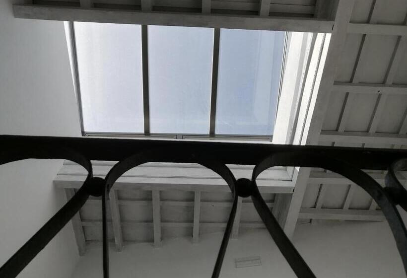 ユースホステル Arena House Conil