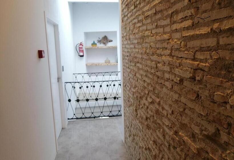 ユースホステル Arena House Conil