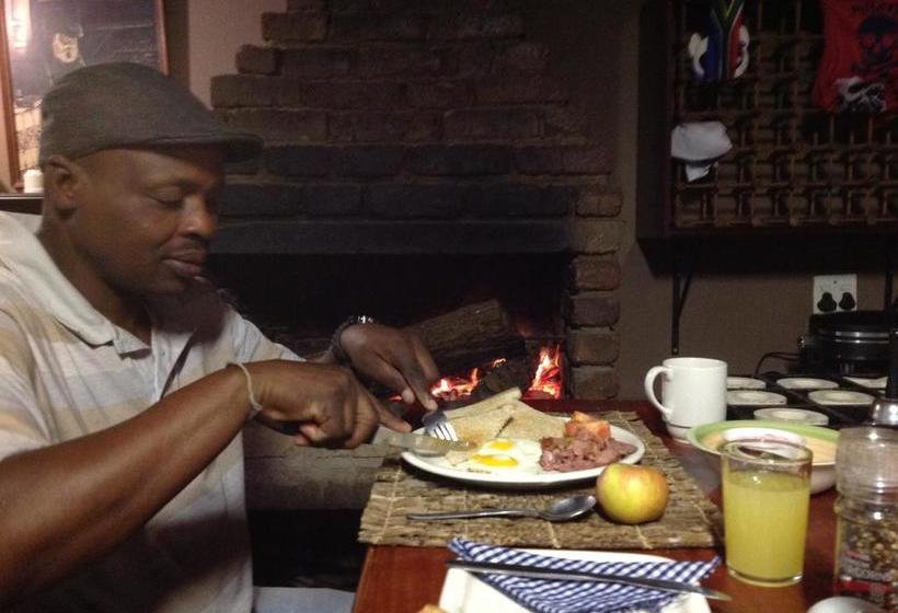 Общежитие Old Vic Travellers Inn Nelspruit