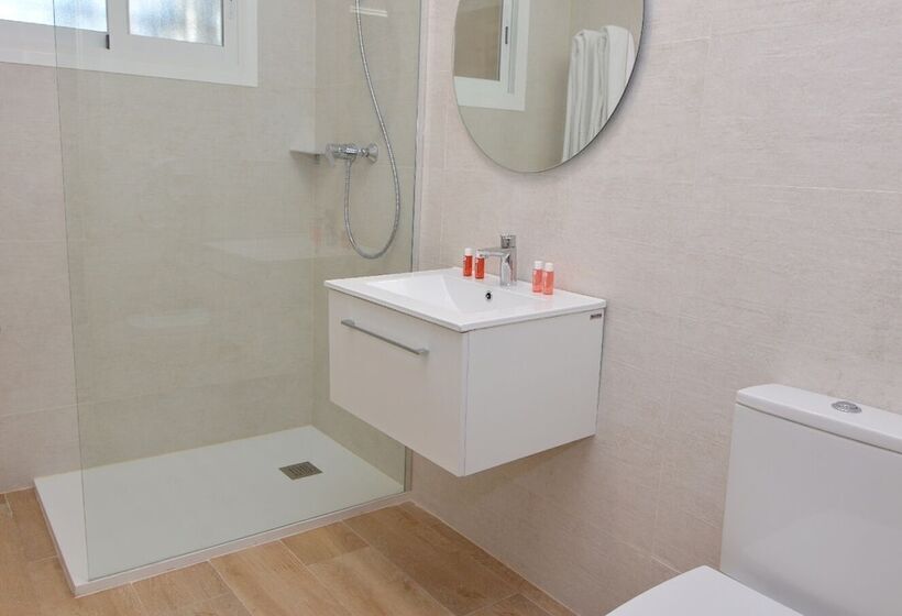 Apartamentos Odysea By Apartamentos Valentia