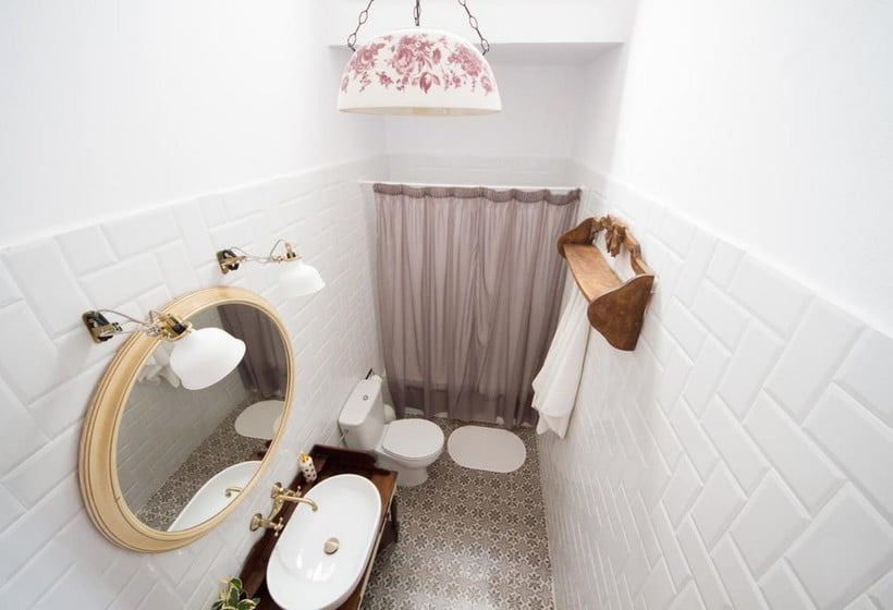 مبيت وإفطار Aminta Home