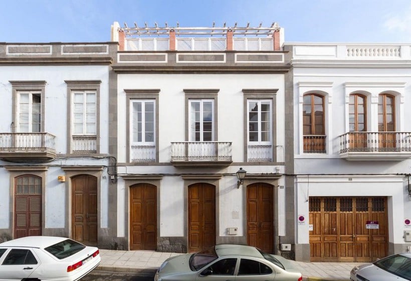 مبيت وإفطار Aminta Home