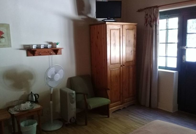 مبيت وإفطار Koo Karoo Guest Lodge And Self Catering