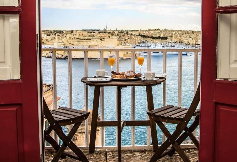 تختخواب و صبحانه Luciano Al Porto Boutique