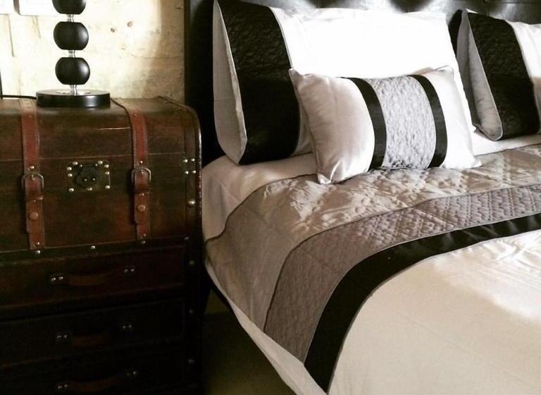 تختخواب و صبحانه Luciano Al Porto Boutique