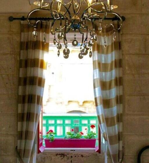 تختخواب و صبحانه Luciano Al Porto Boutique