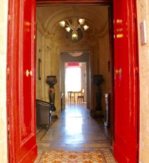 تختخواب و صبحانه Luciano Al Porto Boutique