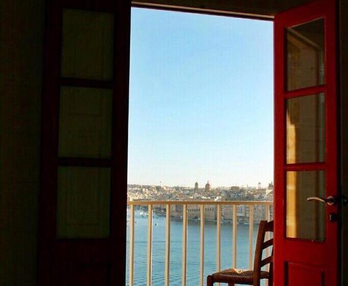 تختخواب و صبحانه Luciano Al Porto Boutique