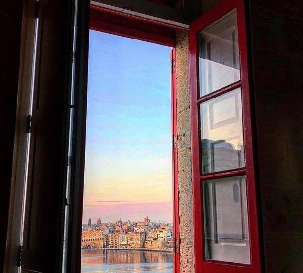 تختخواب و صبحانه Luciano Al Porto Boutique