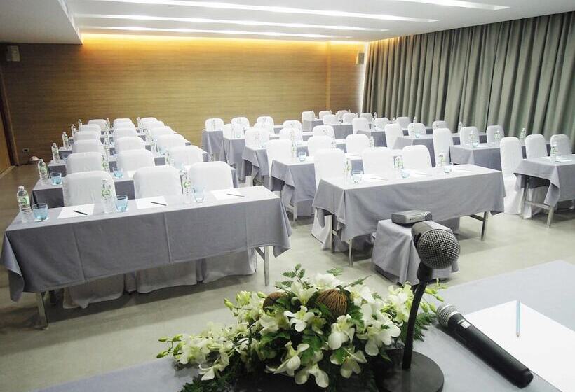 Bluesotel Krabi Aonang Beach Sha Extra Plus