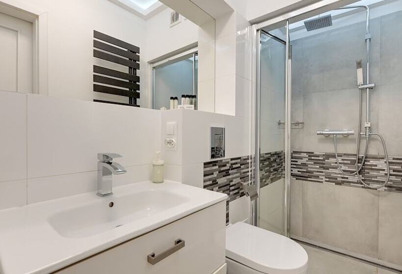 Dom & House    Apartments Old Town Ogarna