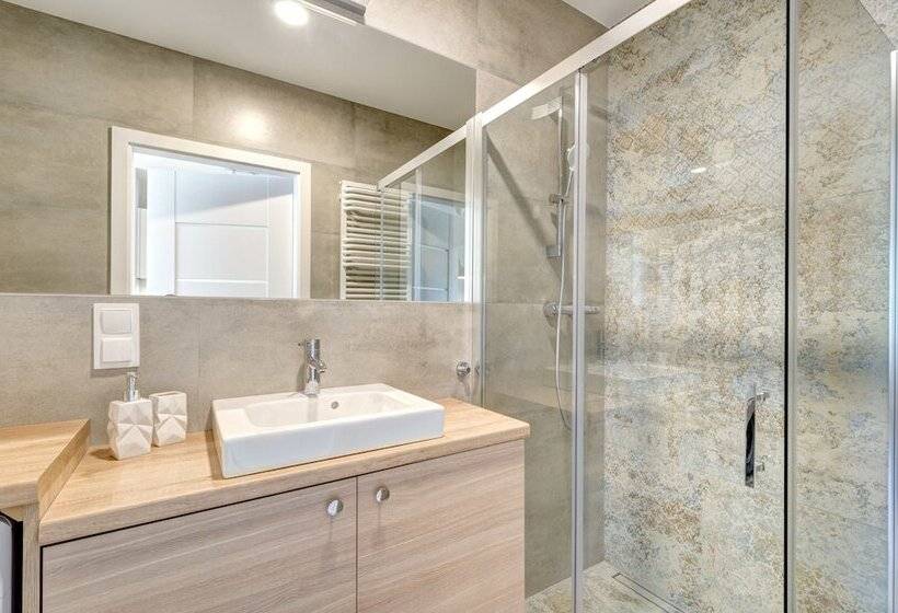 Dom & House    Apartments Old Town Ogarna