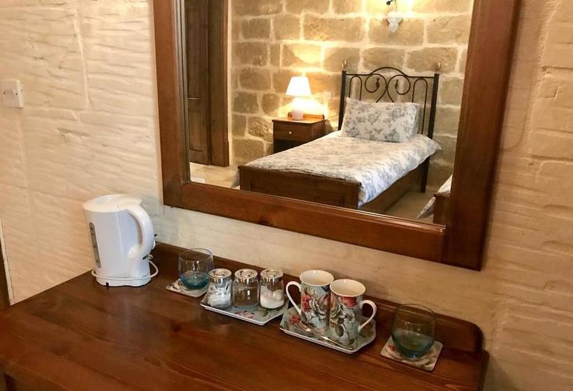 Ellie Boo Bed & Breakfast