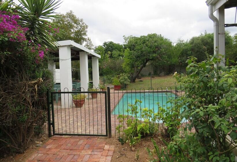 Haus Victoria Self Catering  Cottages