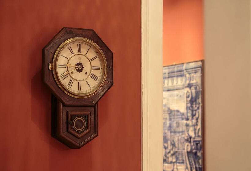 פונדק Dear Lisbon  Palace Chiado Suites