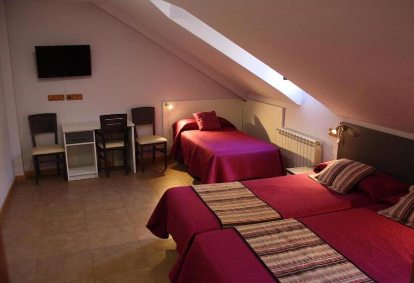 Hostal La Ribera Del Júcar