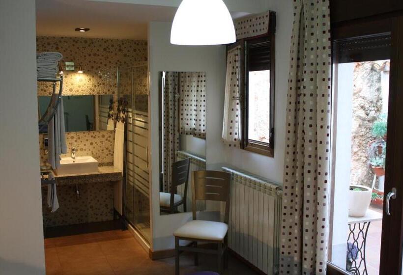 Hostal La Ribera Del Júcar