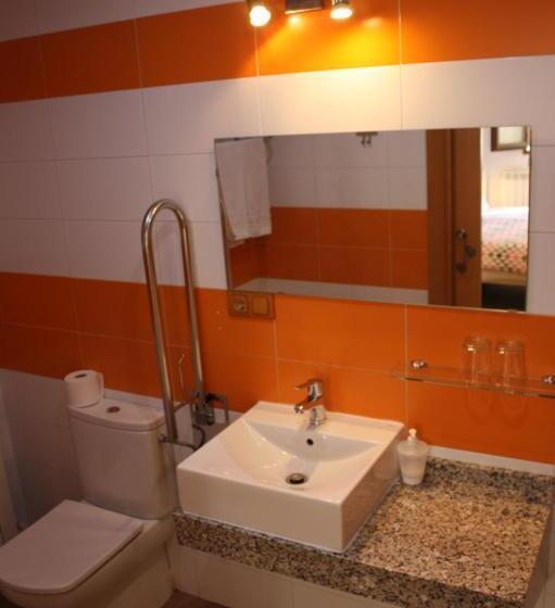 Hostal La Ribera Del Júcar