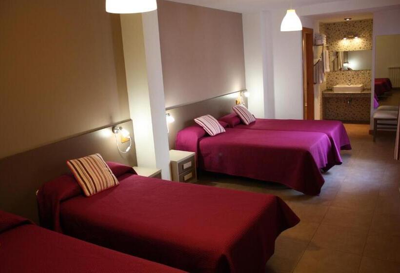 Hostal La Ribera Del Júcar