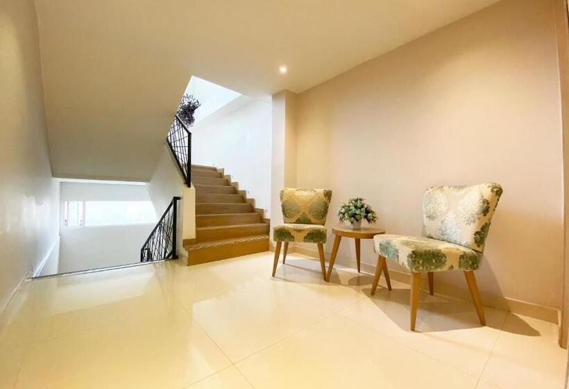 Отель 1525 By Geh Suites