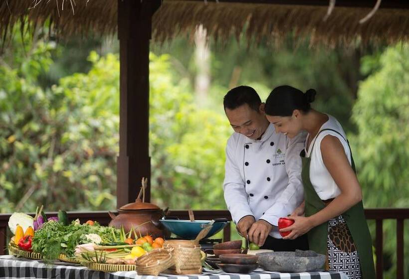 هتل Adiwana Resort Jembawan