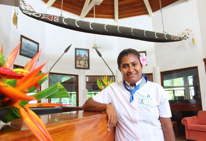 ホテル Alotau International