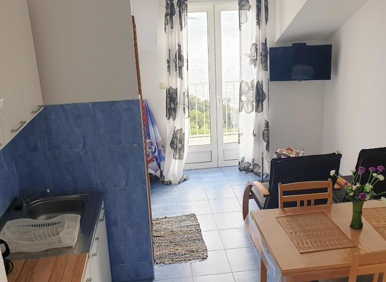 בית מלון כפרי Apartments Lira