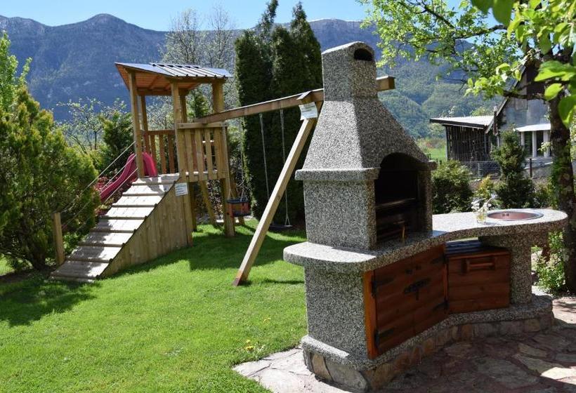 هتل Apartments Mrakic