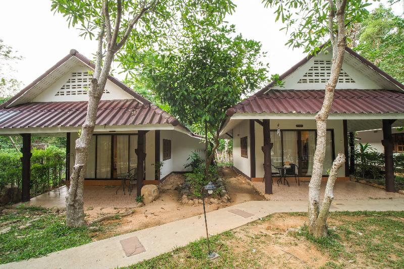 בית מלון כפרי Capital O 834 Iyara Resort & Spa