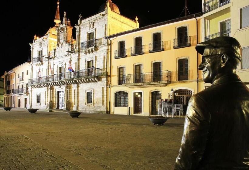 فندق Molina Real