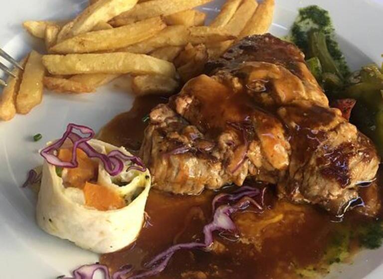 فندق Molina Real