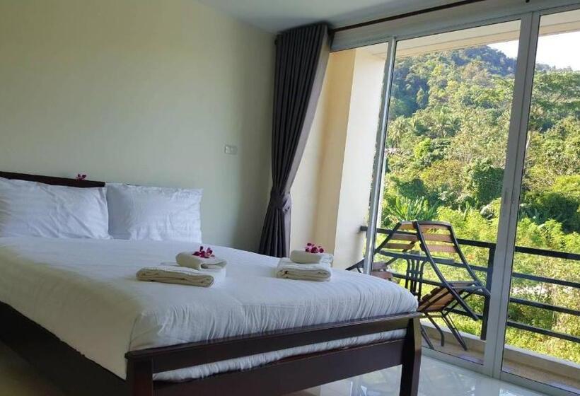 호텔 Chatchada House