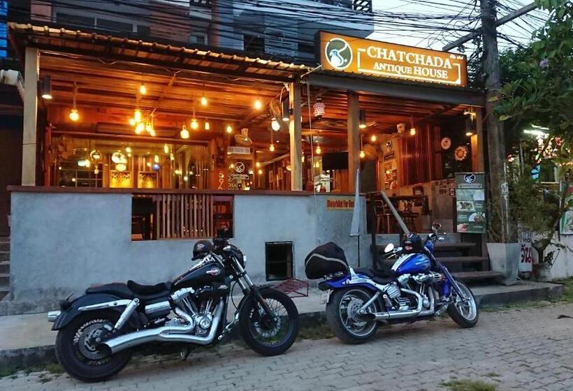 호텔 Chatchada House