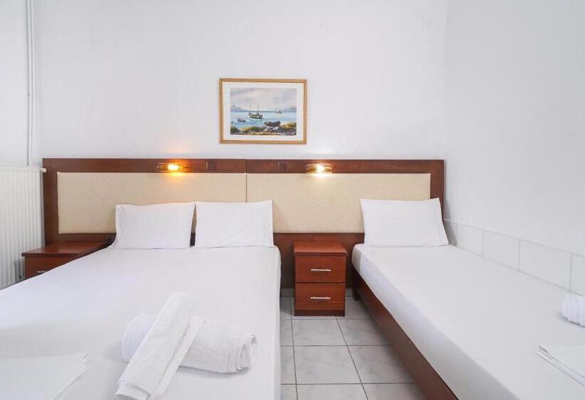 ホテル Chrissafis