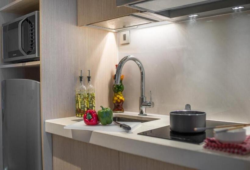 호텔 Citadines Omr Chennai